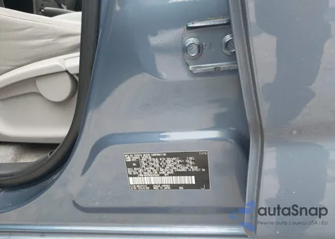 2011 Toyota Rav4 z USA, uszkodzony, nr VIN JTMBF4DV5BD042664